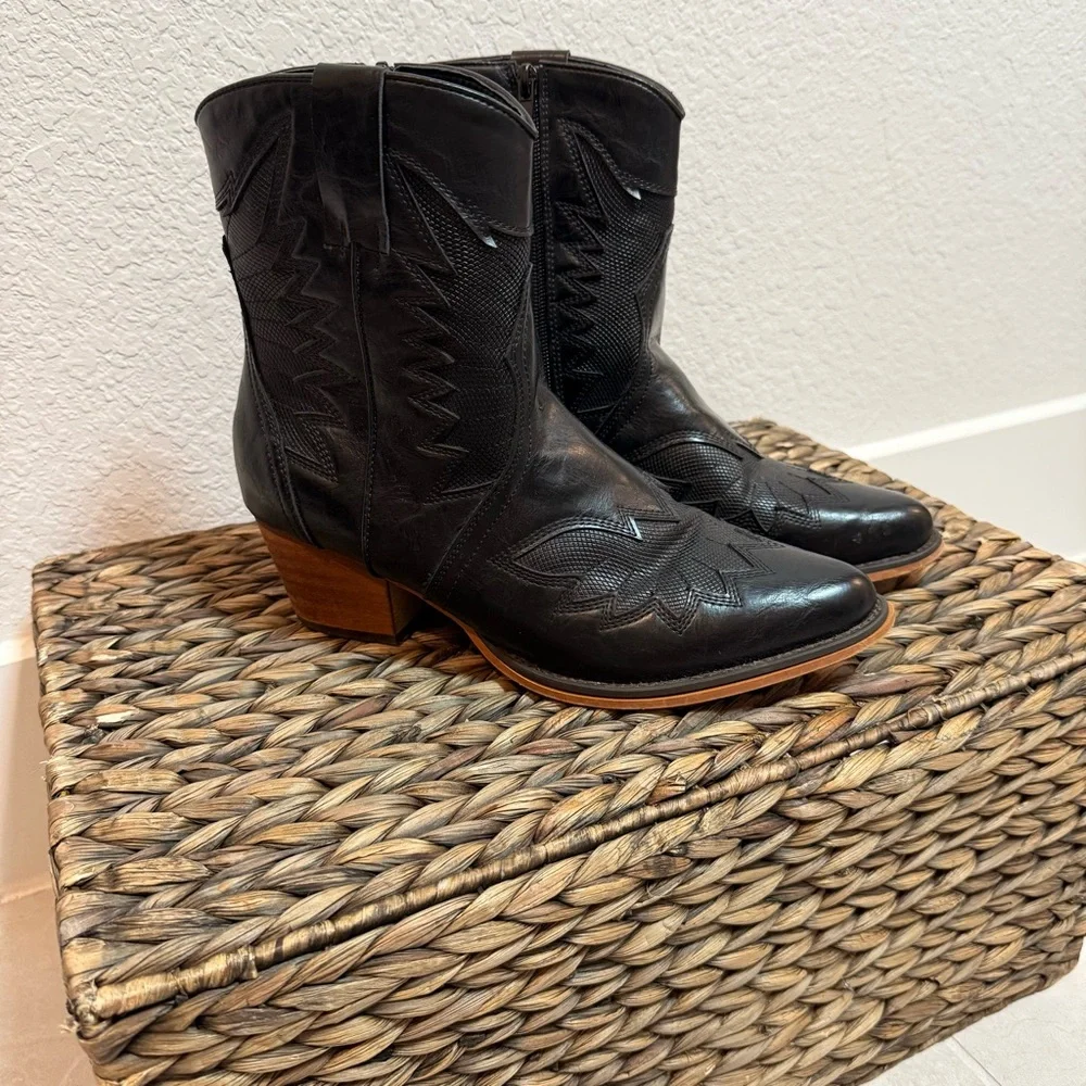 Black Western-Inspired Leather Ankle Booties